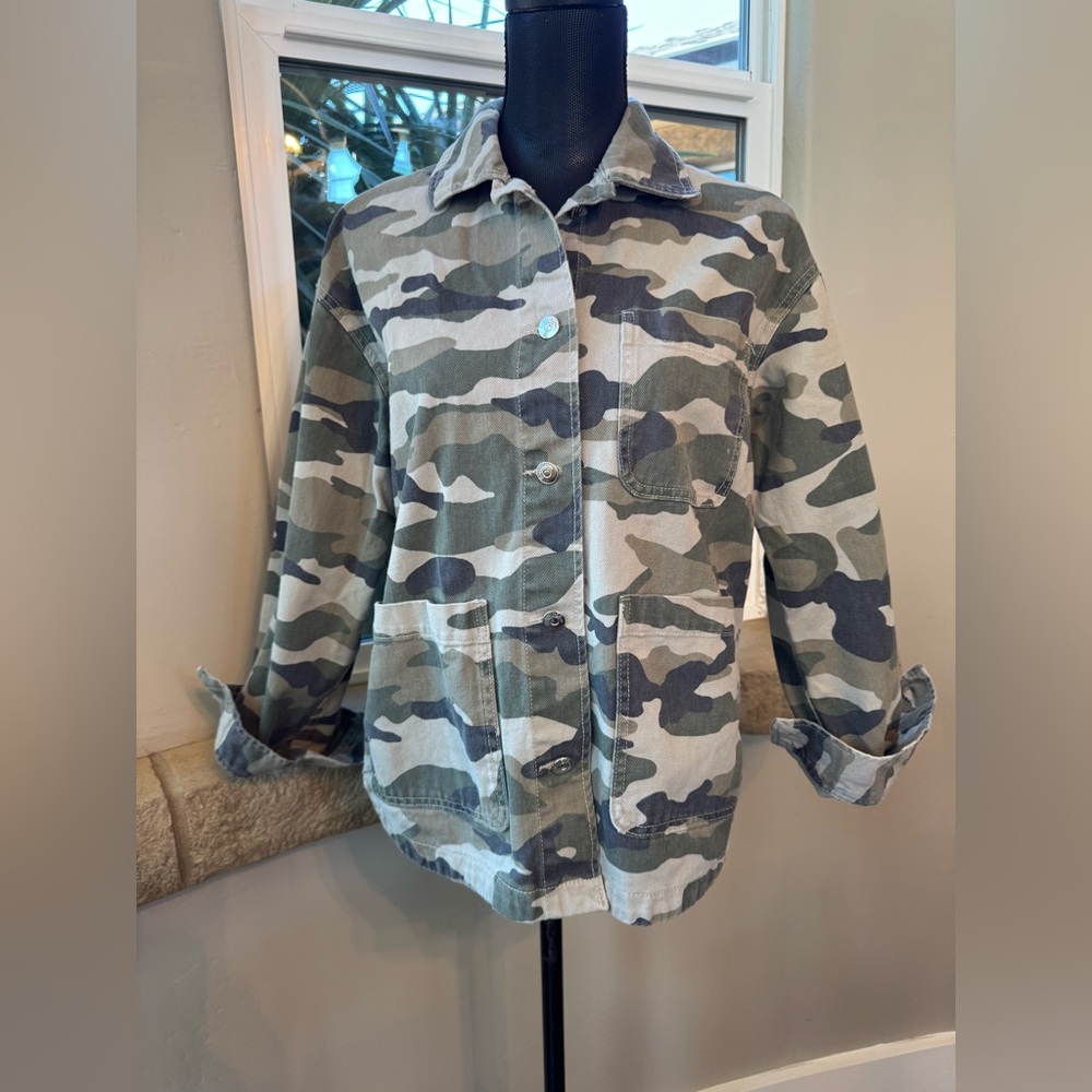 H&M - DIVIDED Camouflage Camo Lightweight Jacket Women’s Size Small - Picture 4 of 10
